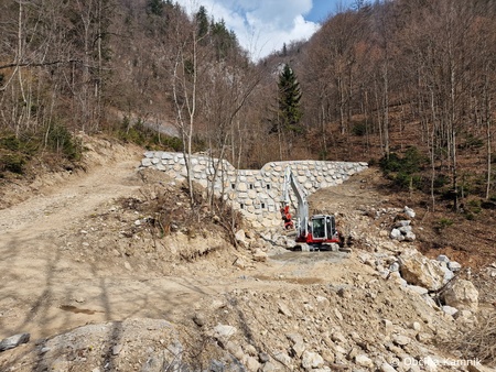 Sanacijska obnova vodotokov in hudournikov po poplavah (3)
